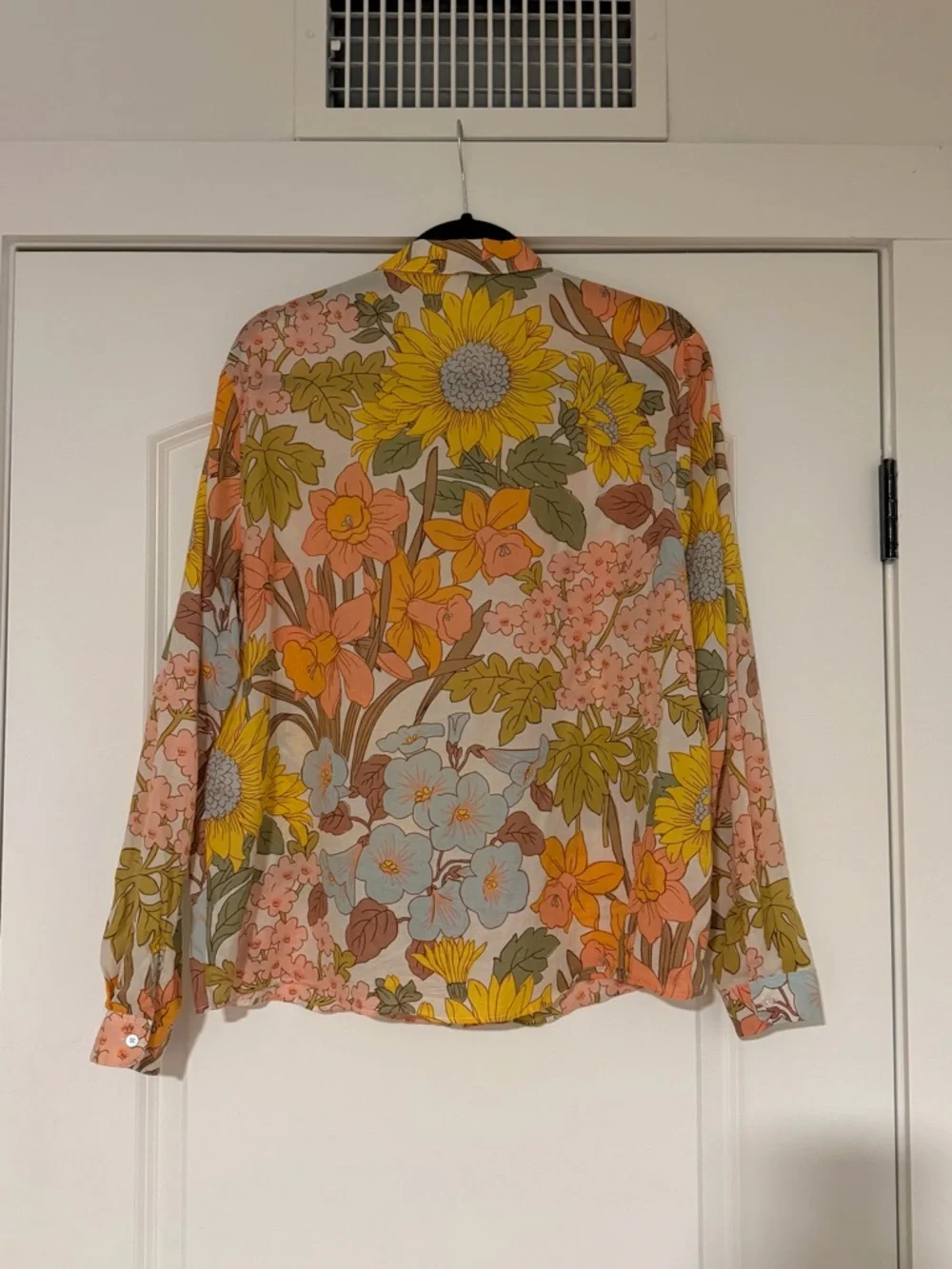 Sézane Pierro Shirt in 70s boho - Picture 3 of 6